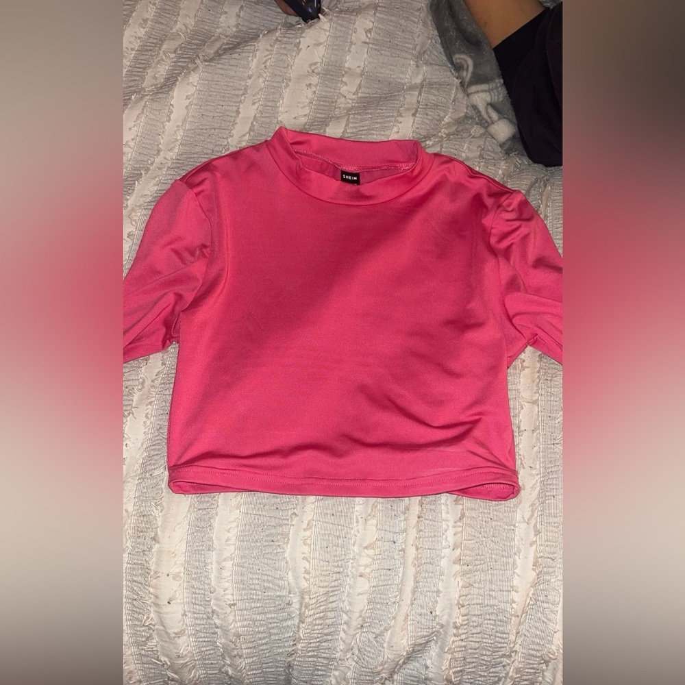 pink long sleeve shirt